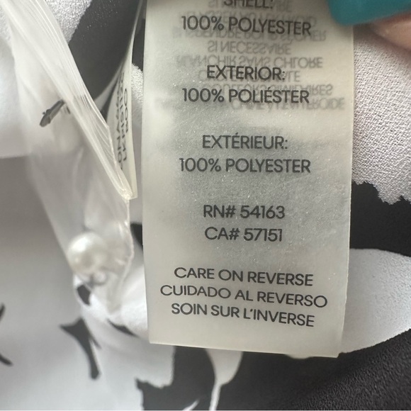 Karl Lagerfeld Paris Kindra‎ Ruffle Front Short Sleeve Blouse Large NWT - Picture 13 of 14